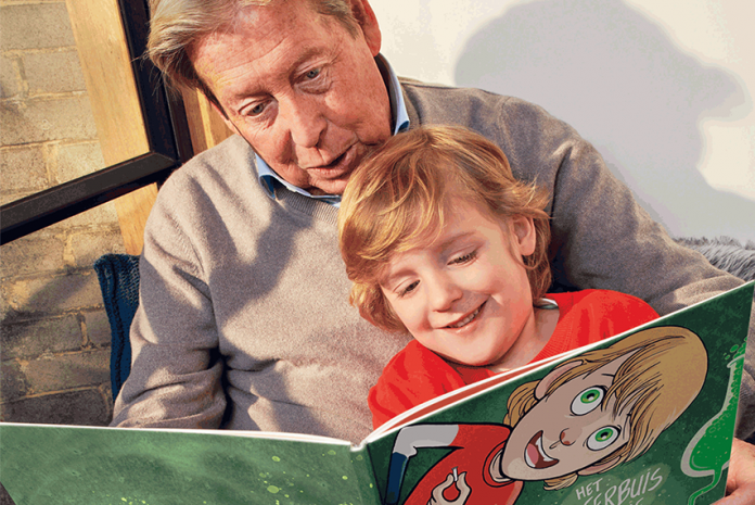 Bibliotheek Dalfsen roept grootouders op hun kleinkinderen voor te lezen
